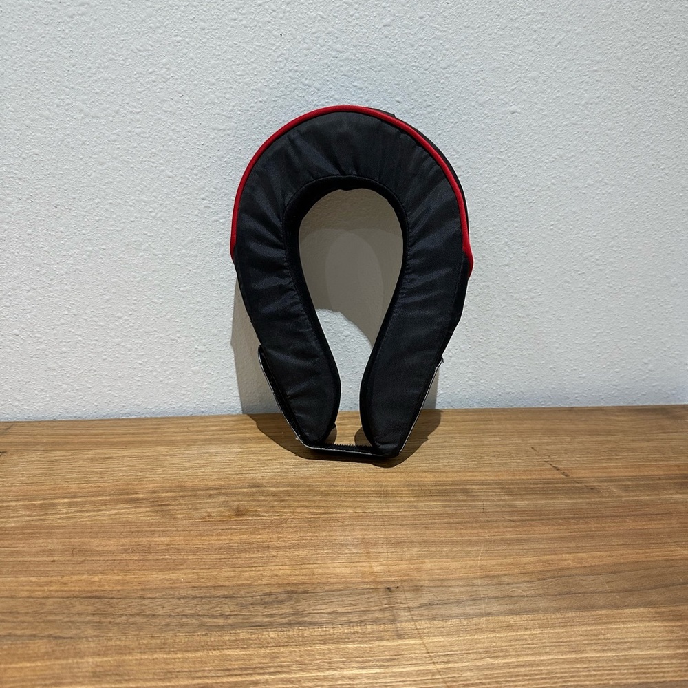 Bohn Body Armor Neck Brace, Black, Youth Size